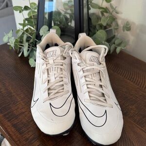 Nike Women’s White and Black Cleats
